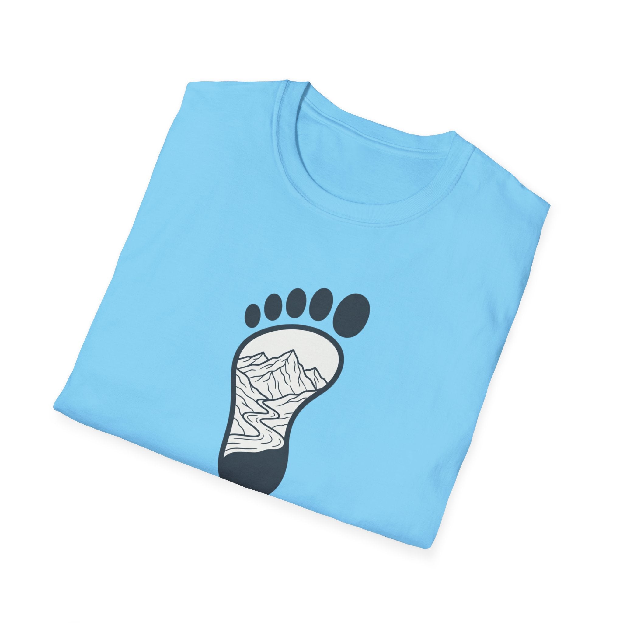 Leave No Trace footprint T-Shirt | Hiking mountain print