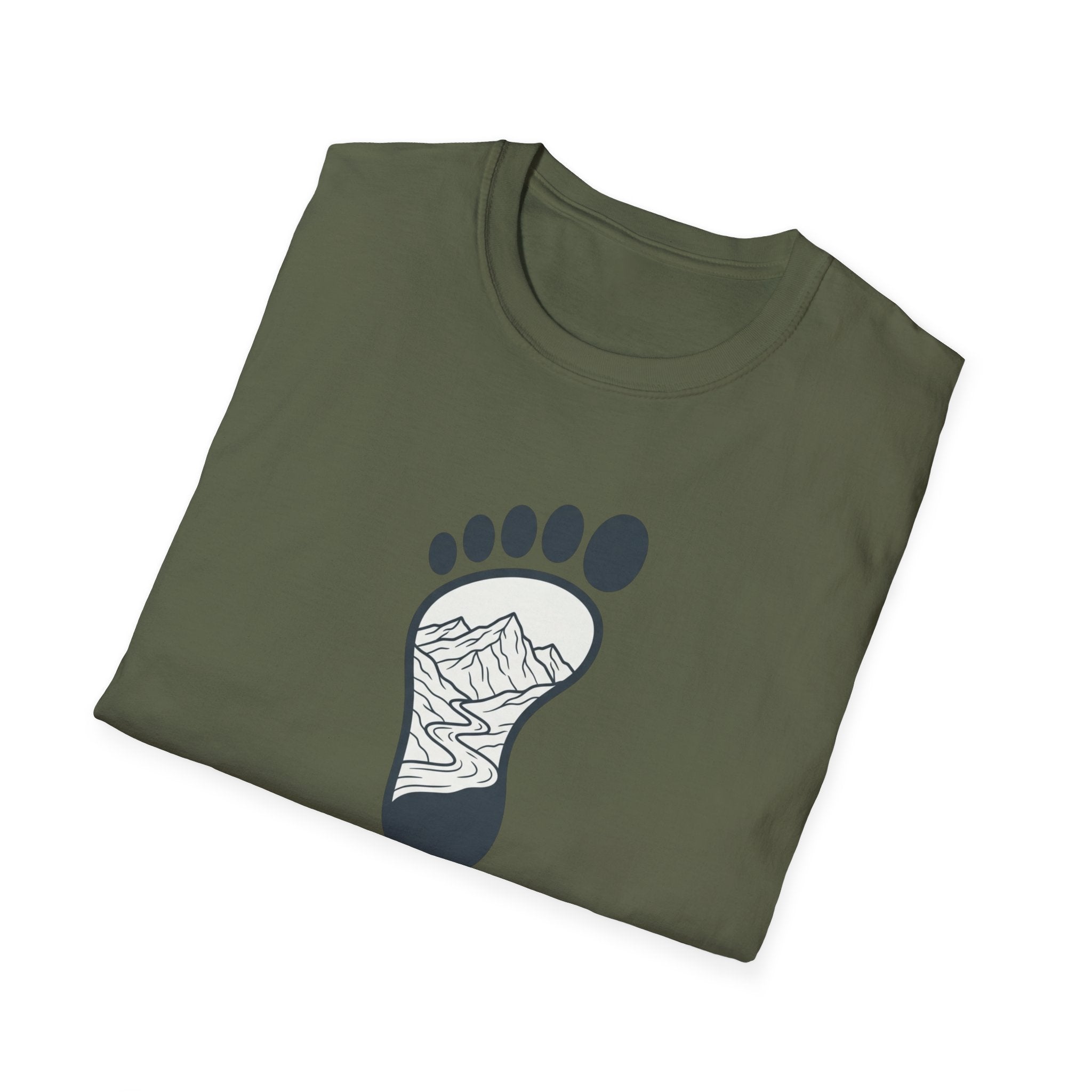 Leave No Trace footprint T-Shirt | Hiking mountain print