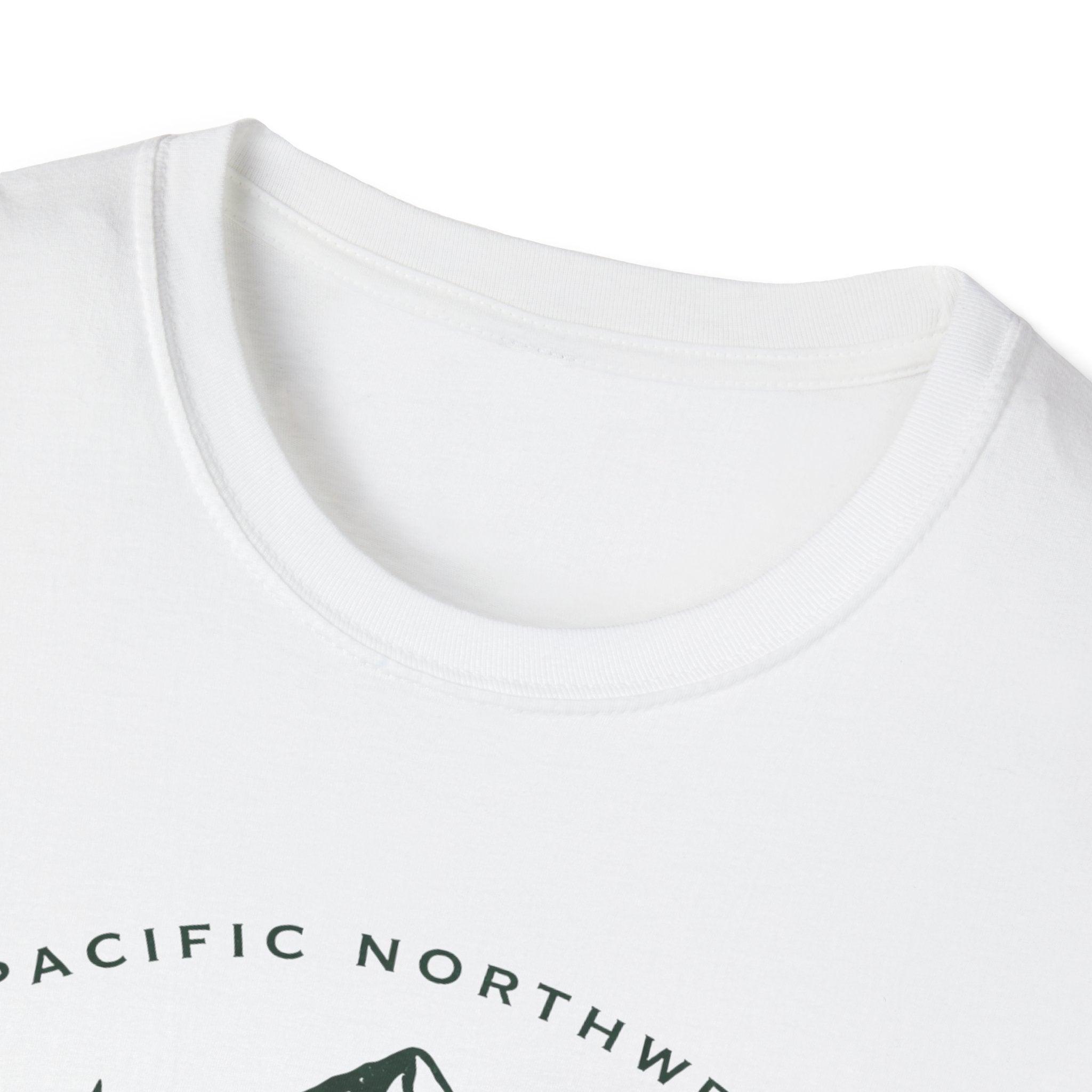 Trail Seeker Mountain Graphic T-Shirt | Pacific Northwest Hiking Tee