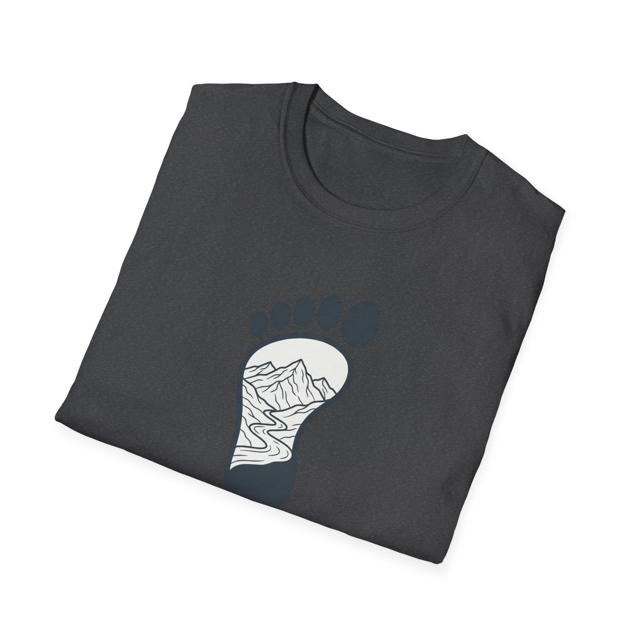 Leave No Trace footprint T-Shirt | Hiking mountain print
