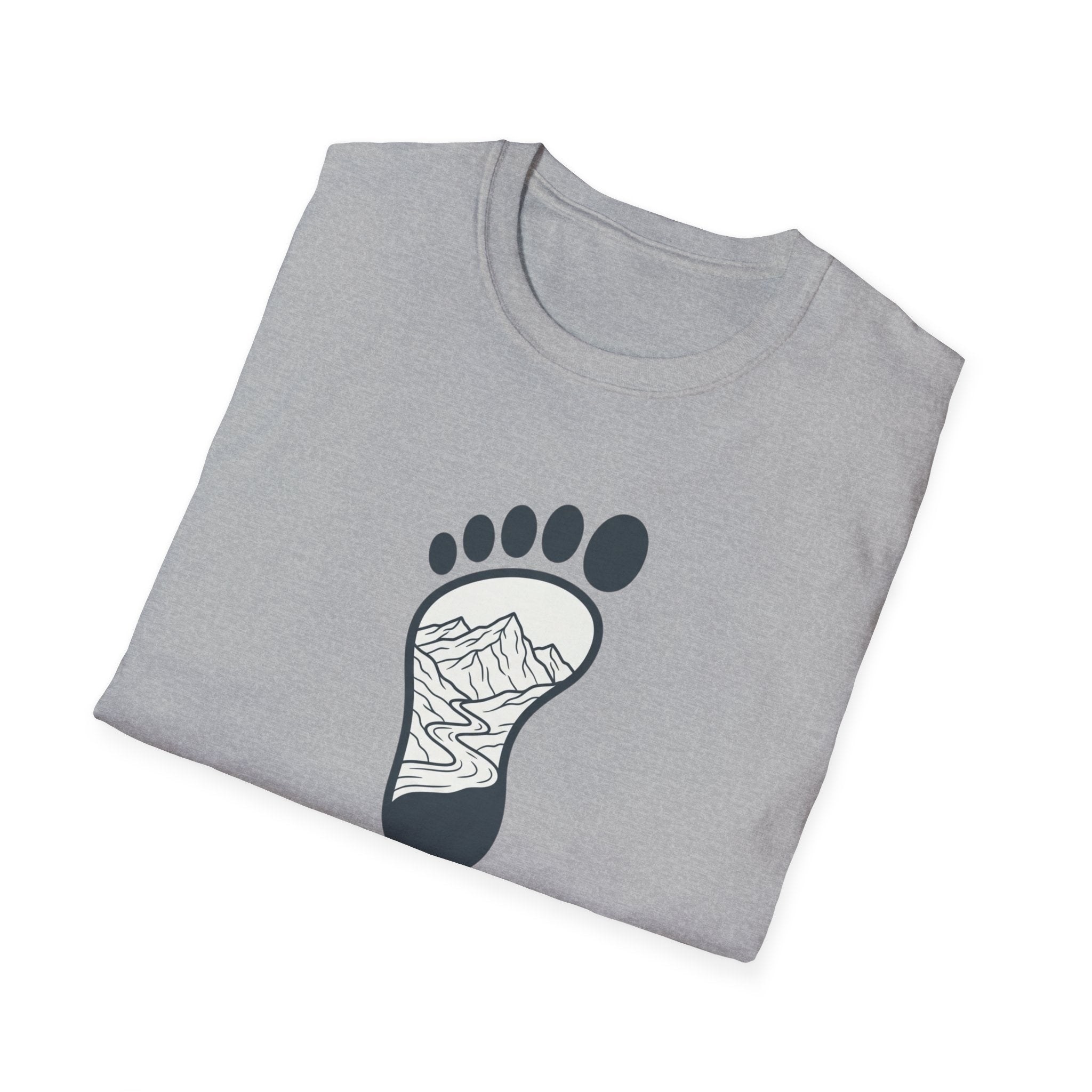 Leave No Trace footprint T-Shirt | Hiking mountain print